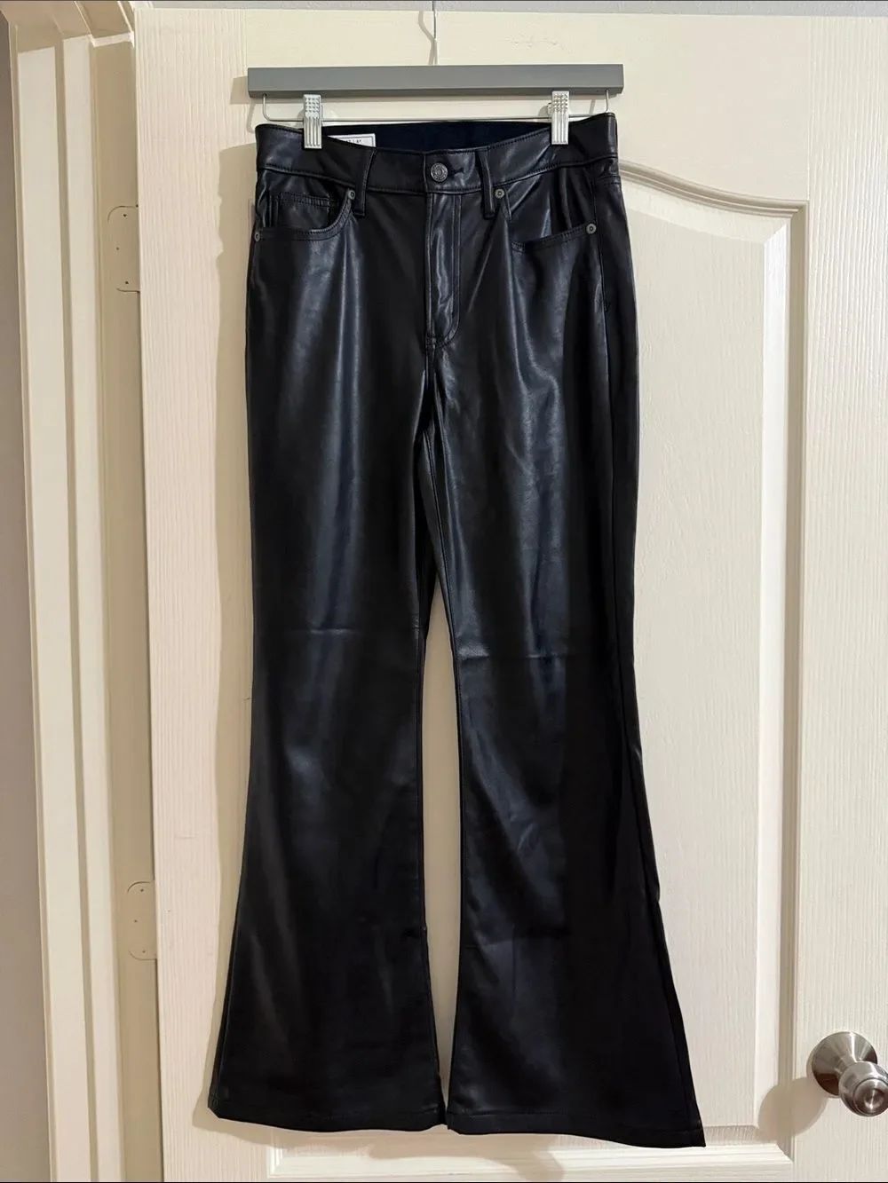 GAP 4P 70’s Flare High Rise - Black Faux Leather Flared Pants